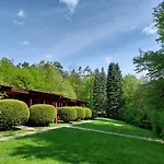 Campingplads Zatoka Zivohost - *