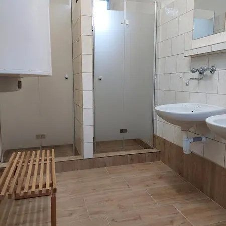Kemping Zatoka Zivohost - *
