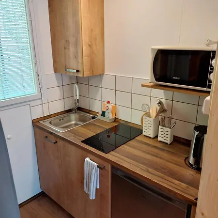 Kemping Zatoka Zivohost - *